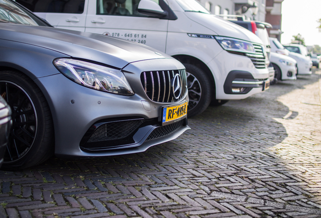 Mercedes-AMG C 63 W205