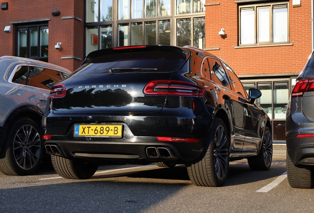 Porsche 95B Macan Turbo