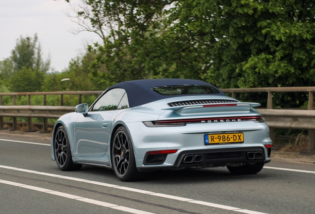 Porsche 992 Turbo S Cabriolet