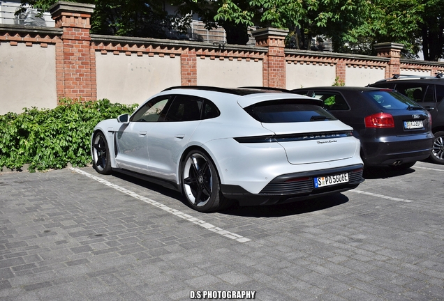 Porsche Taycan Turbo Sport Turismo