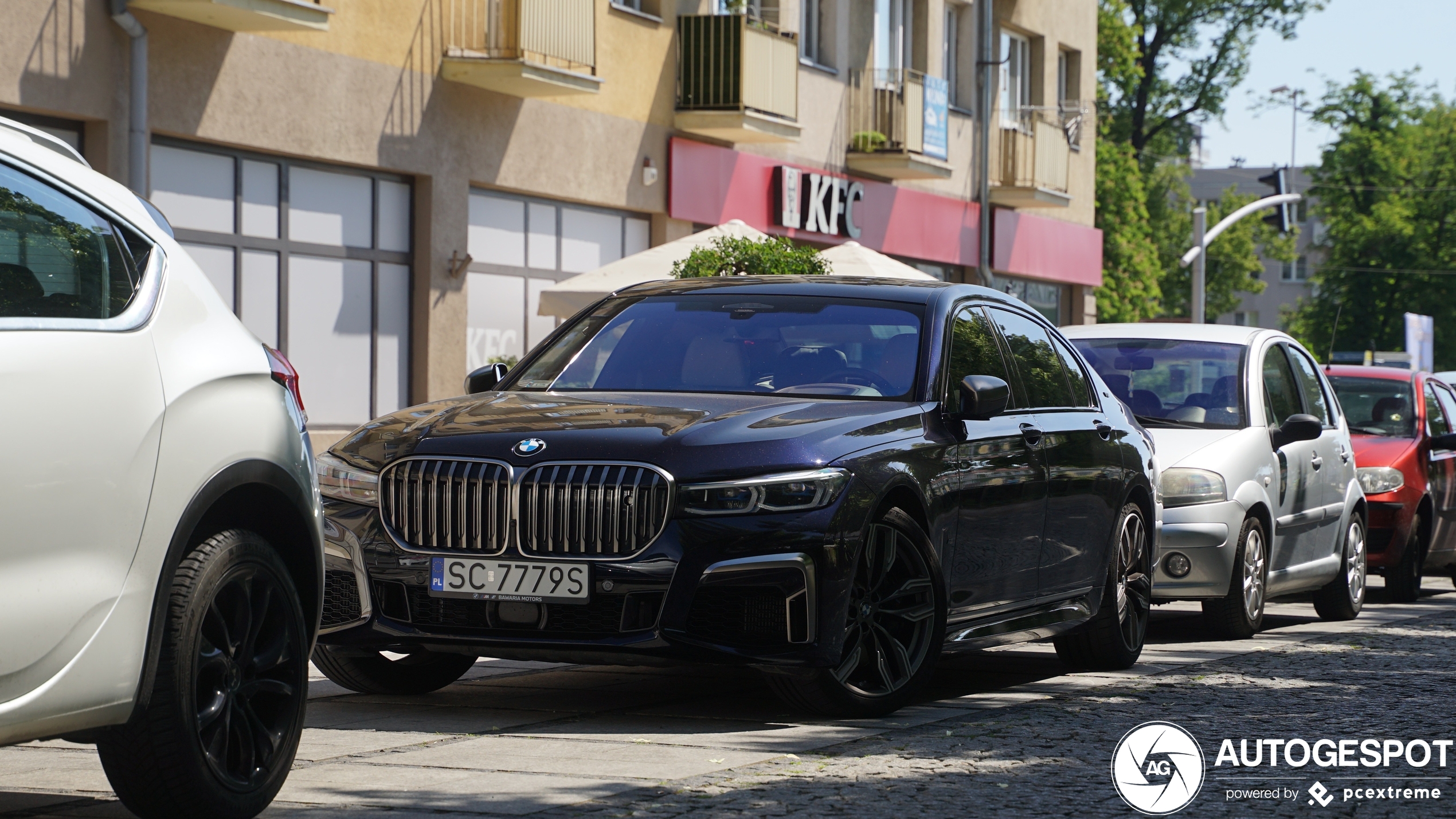 BMW M760Li xDrive 2019