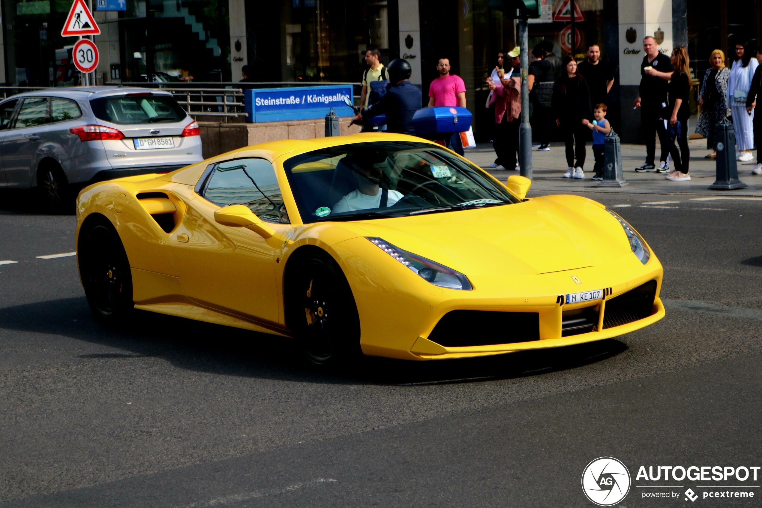 Ferrari 488 Spider