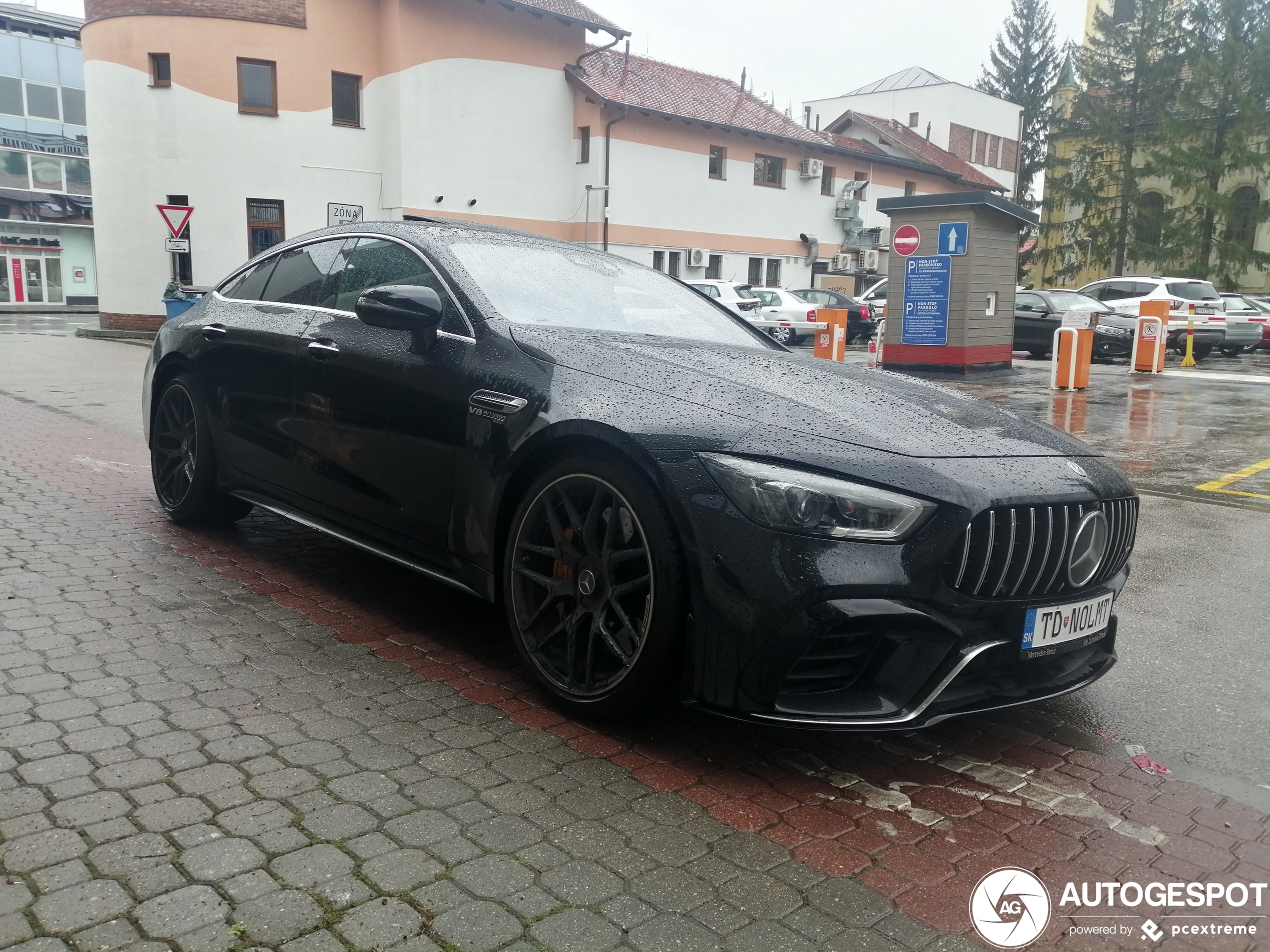 Mercedes-AMG GT 63 S X290