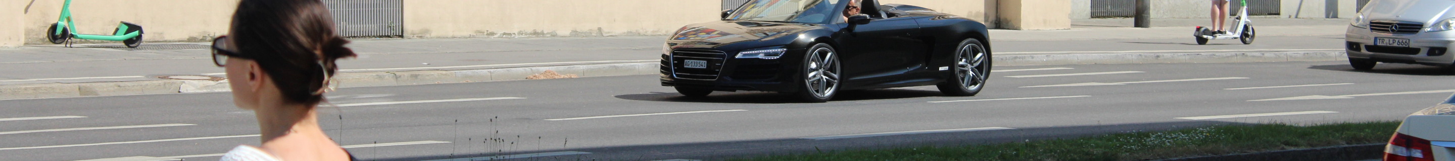 Audi R8 V10 Spyder 2013