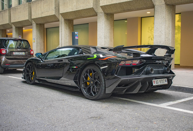 Lamborghini Aventador LP770-4 SVJ