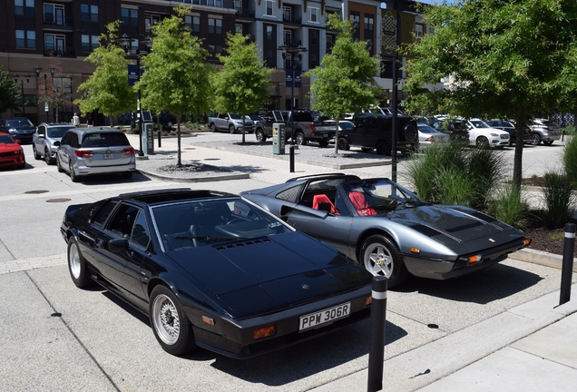 Lotus Esprit