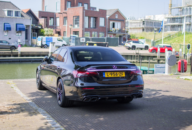 Mercedes-AMG E 63 S W213 2021