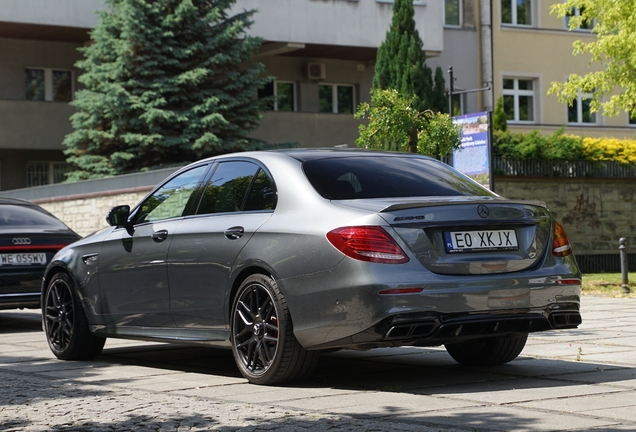 Mercedes-AMG E 63 S W213