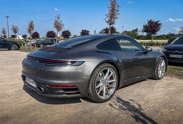 Porsche 992 Carrera S