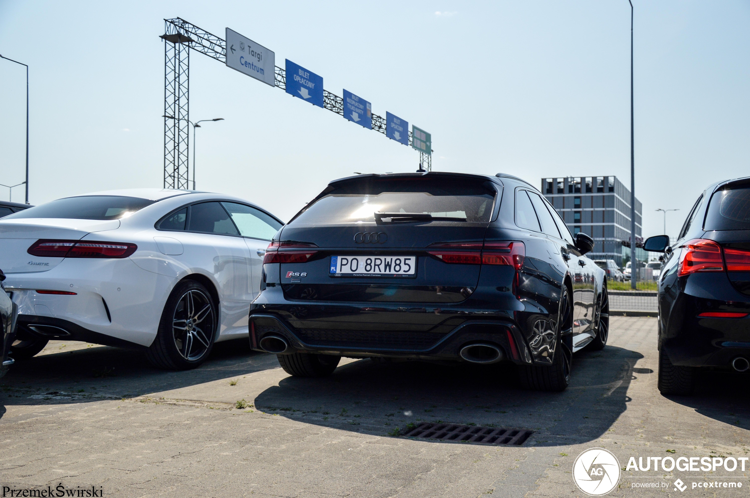 Audi RS6 Avant C8