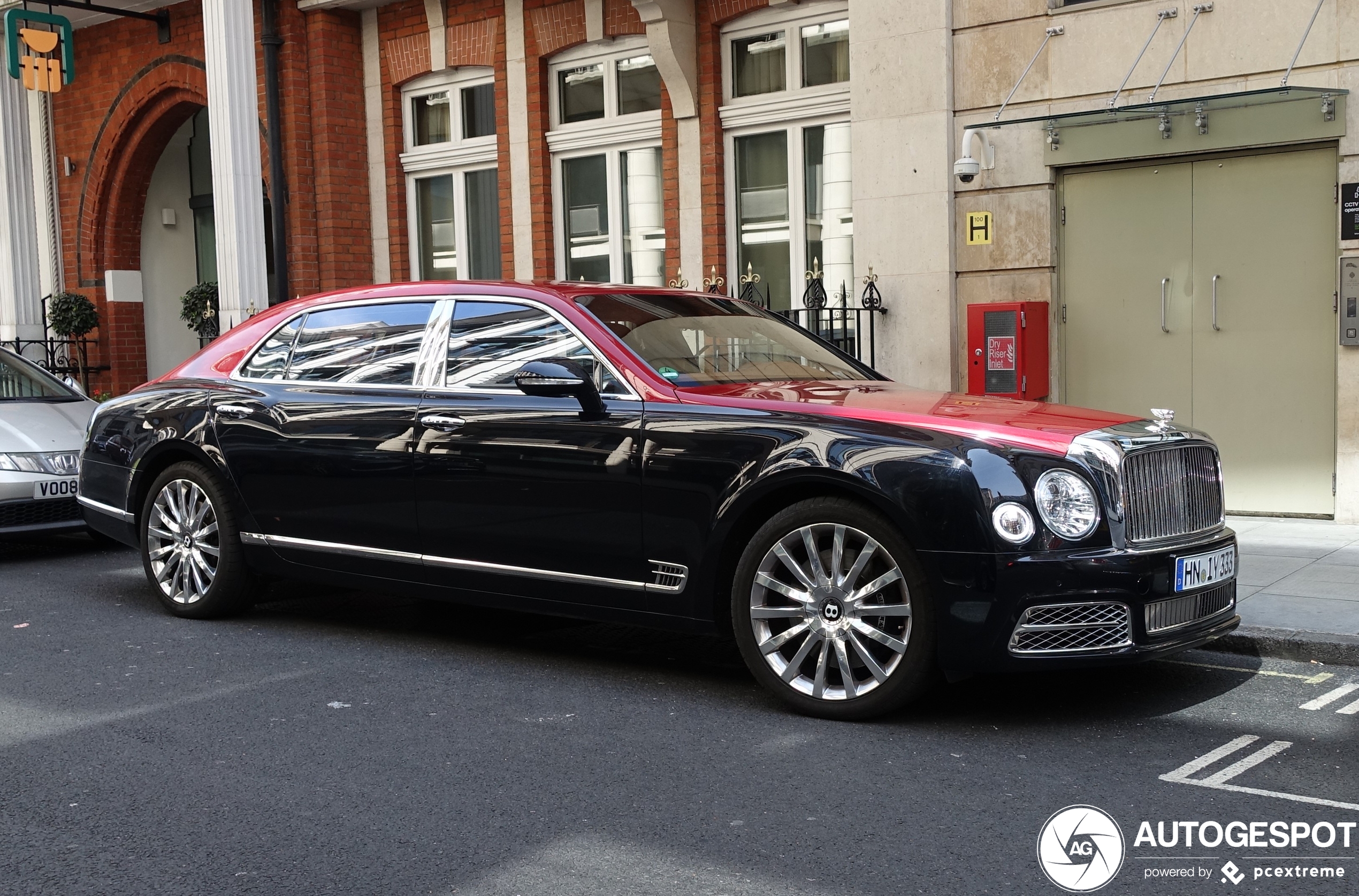 Bentley Mulsanne EWB 2016