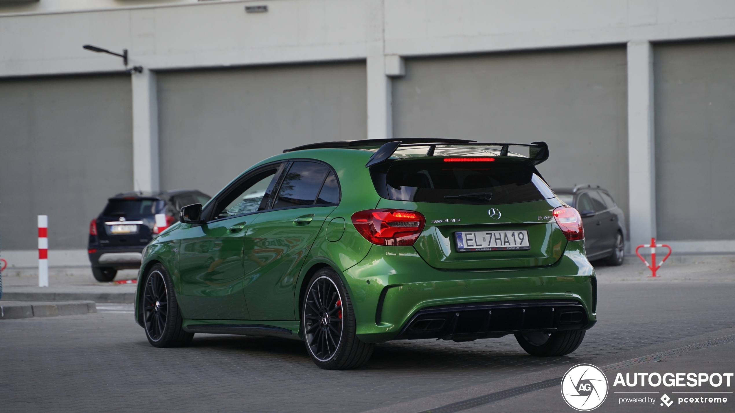 Mercedes-AMG A 45 W176 2015