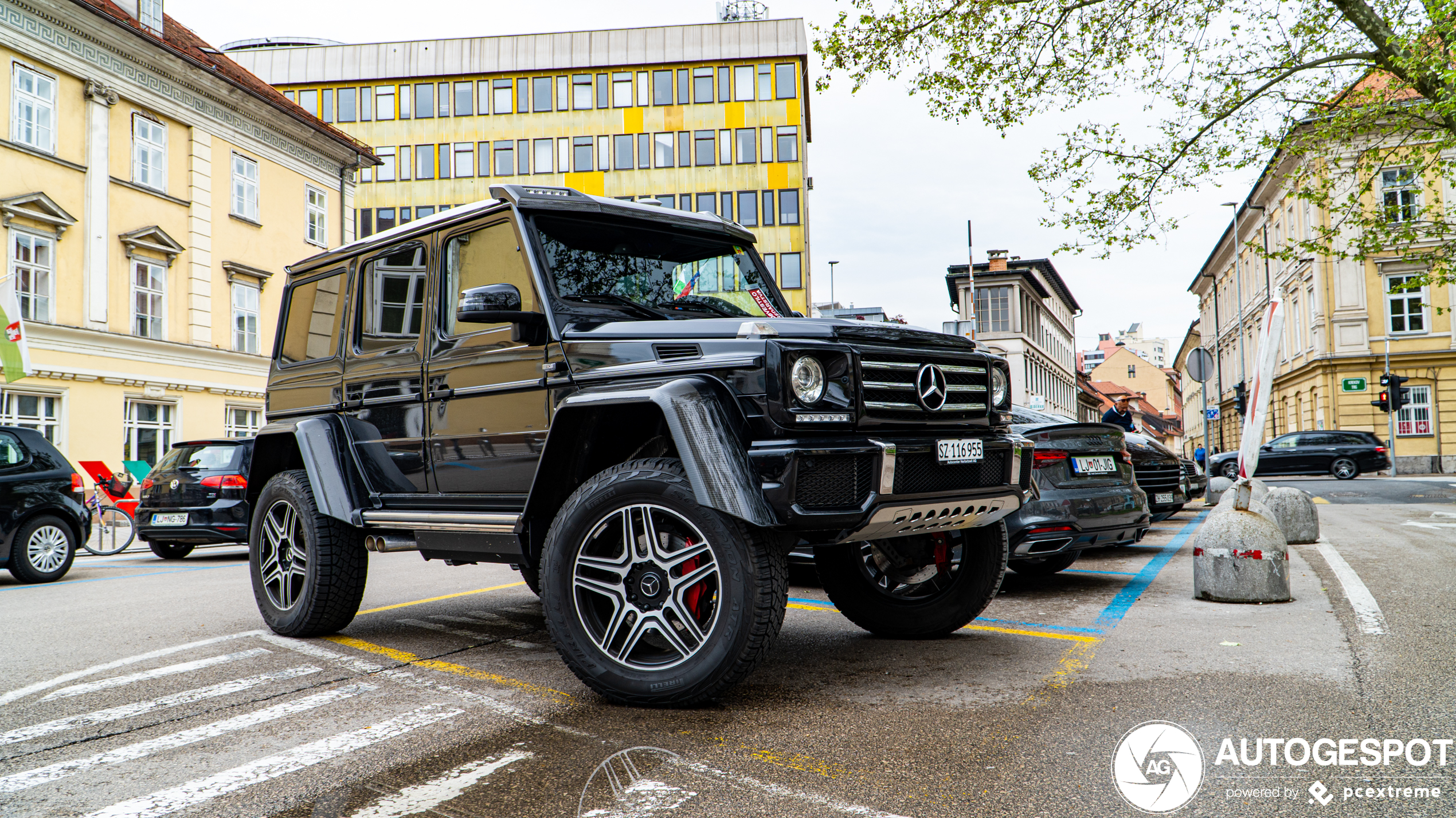 Mercedes-Benz G 500 4X4²