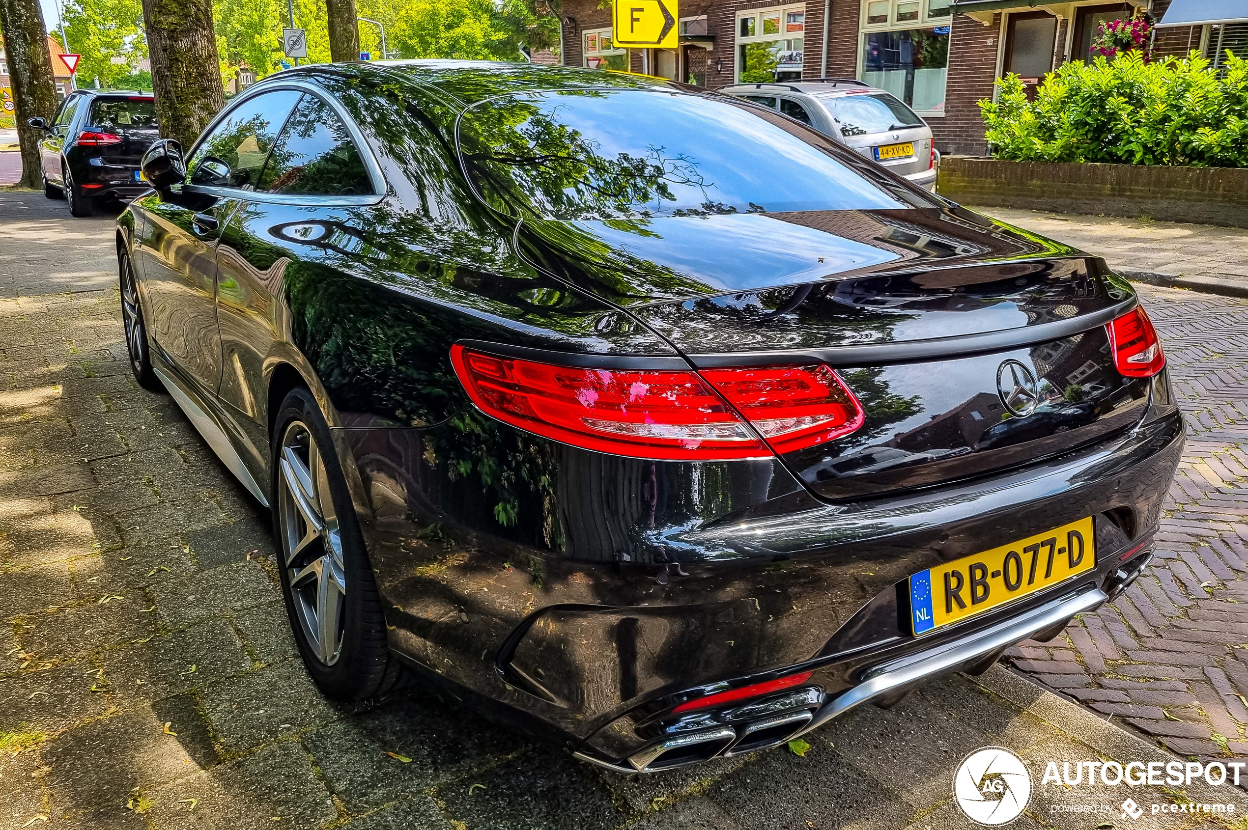 Mercedes-Benz S 63 AMG Coupé C217