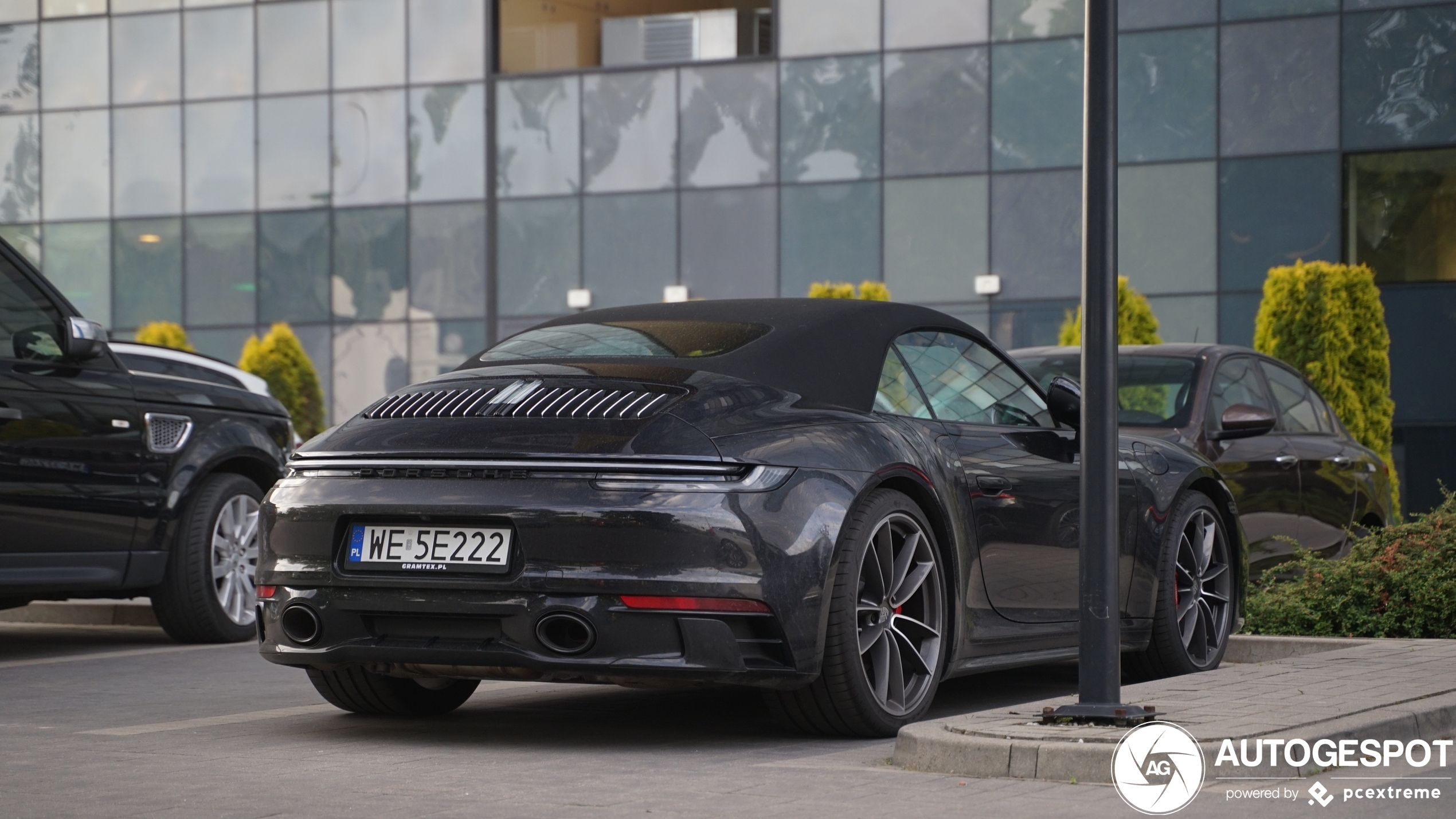 Porsche 992 Carrera 4S Cabriolet