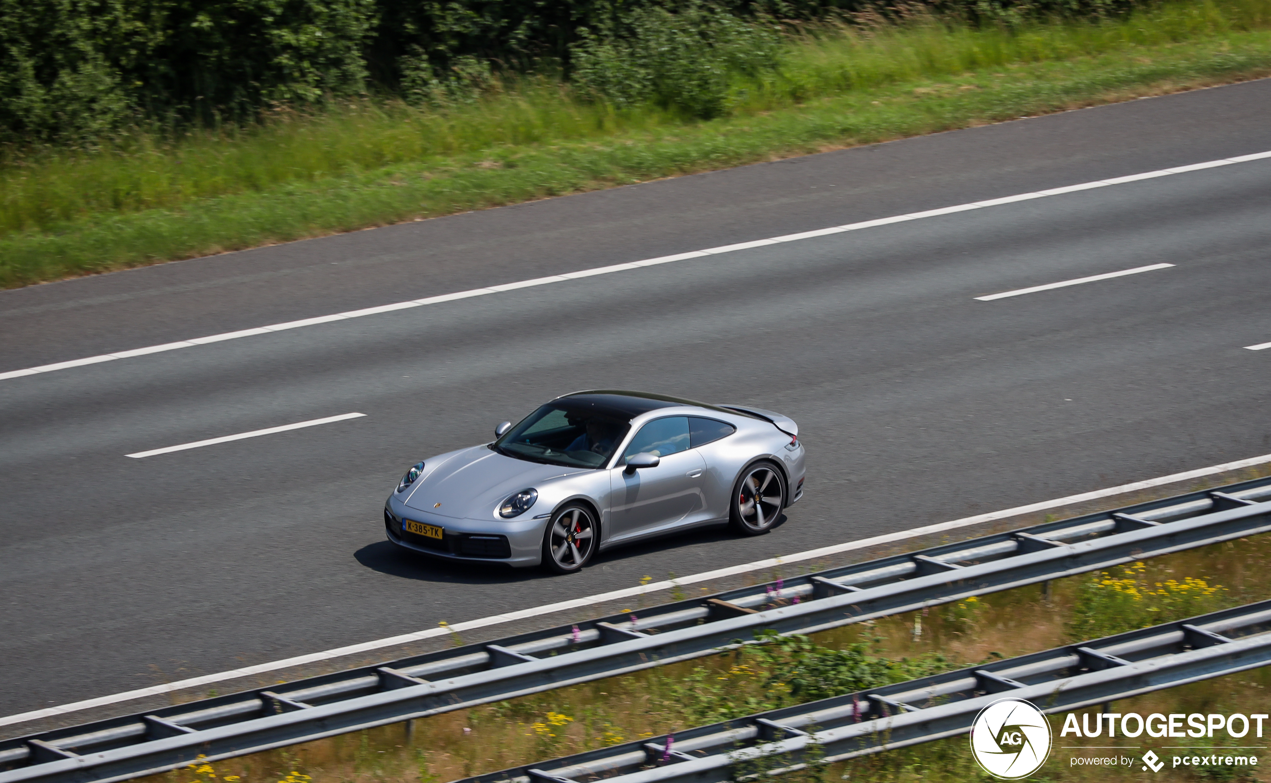 Porsche 992 Carrera S