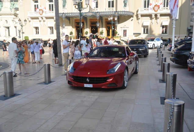 Ferrari FF