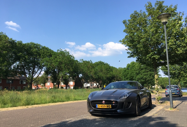 Jaguar F-TYPE S Coupé