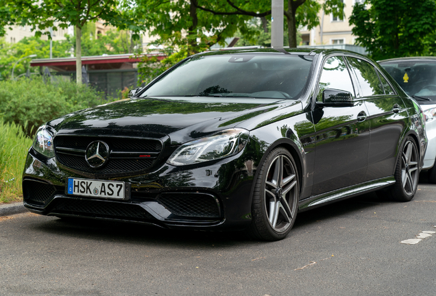 Mercedes-Benz E 63 AMG S W212