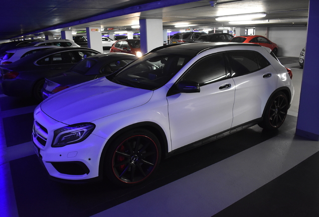 Mercedes-Benz GLA 45 AMG X156