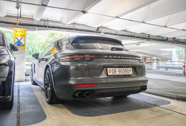 Porsche 971 Panamera Turbo S E-Hybrid Sport Turismo