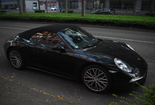 Porsche 991 Carrera 4S Cabriolet MkI