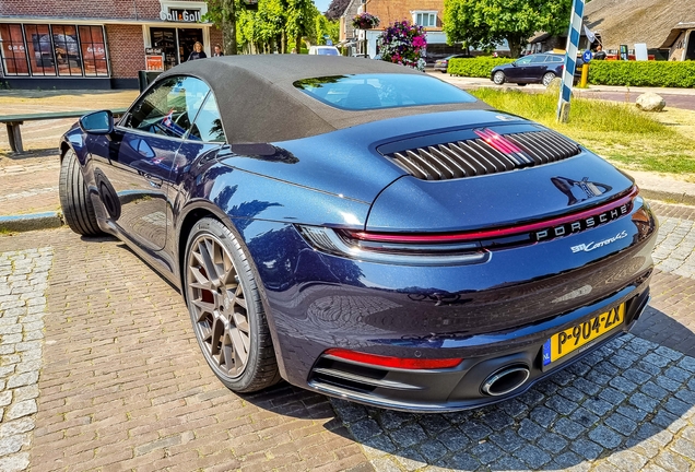 Porsche 992 Carrera 4S Cabriolet