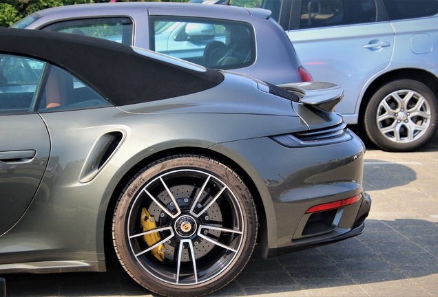 Porsche 992 Turbo S Cabriolet