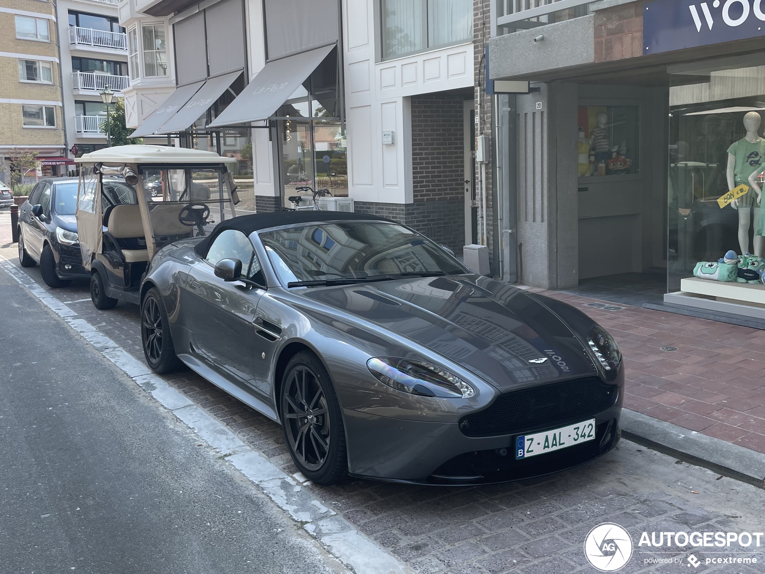 Aston Martin V8 Vantage AMR Roadster