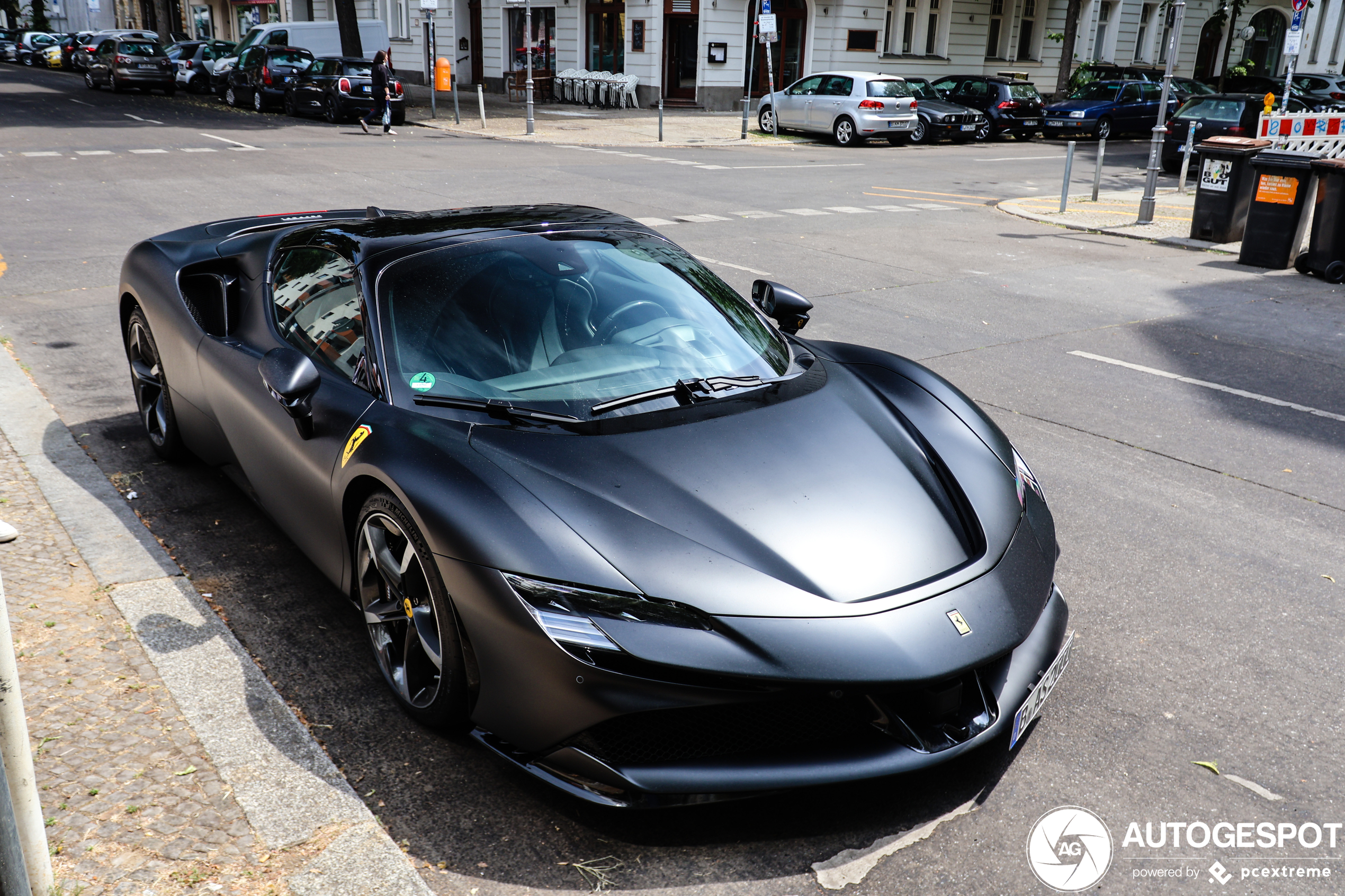 Ferrari SF90 Spider