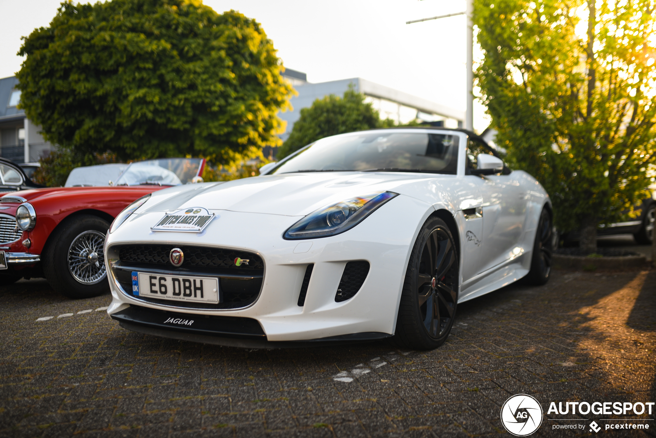 Jaguar F-TYPE R AWD Convertible