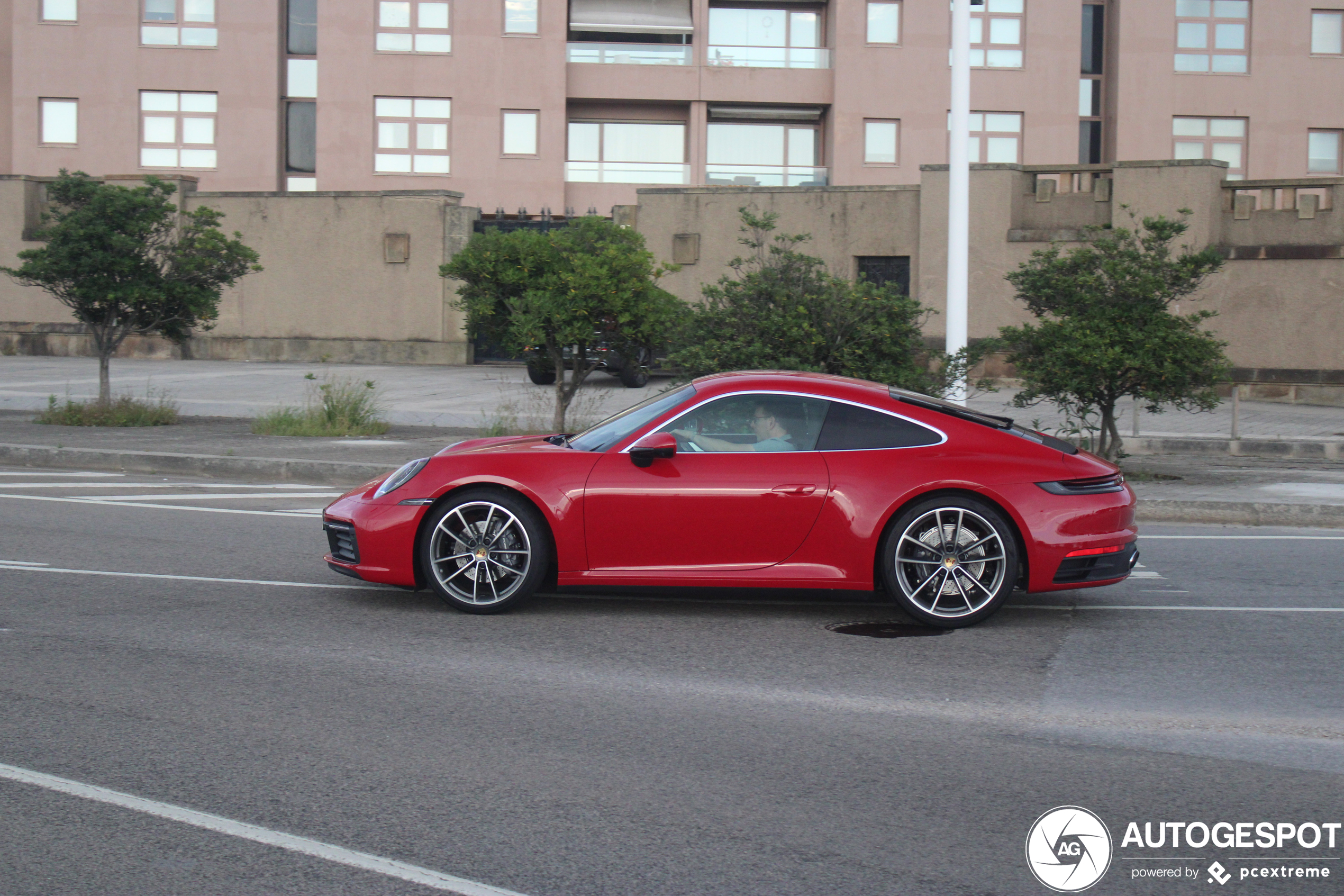 Porsche 992 Carrera 4S