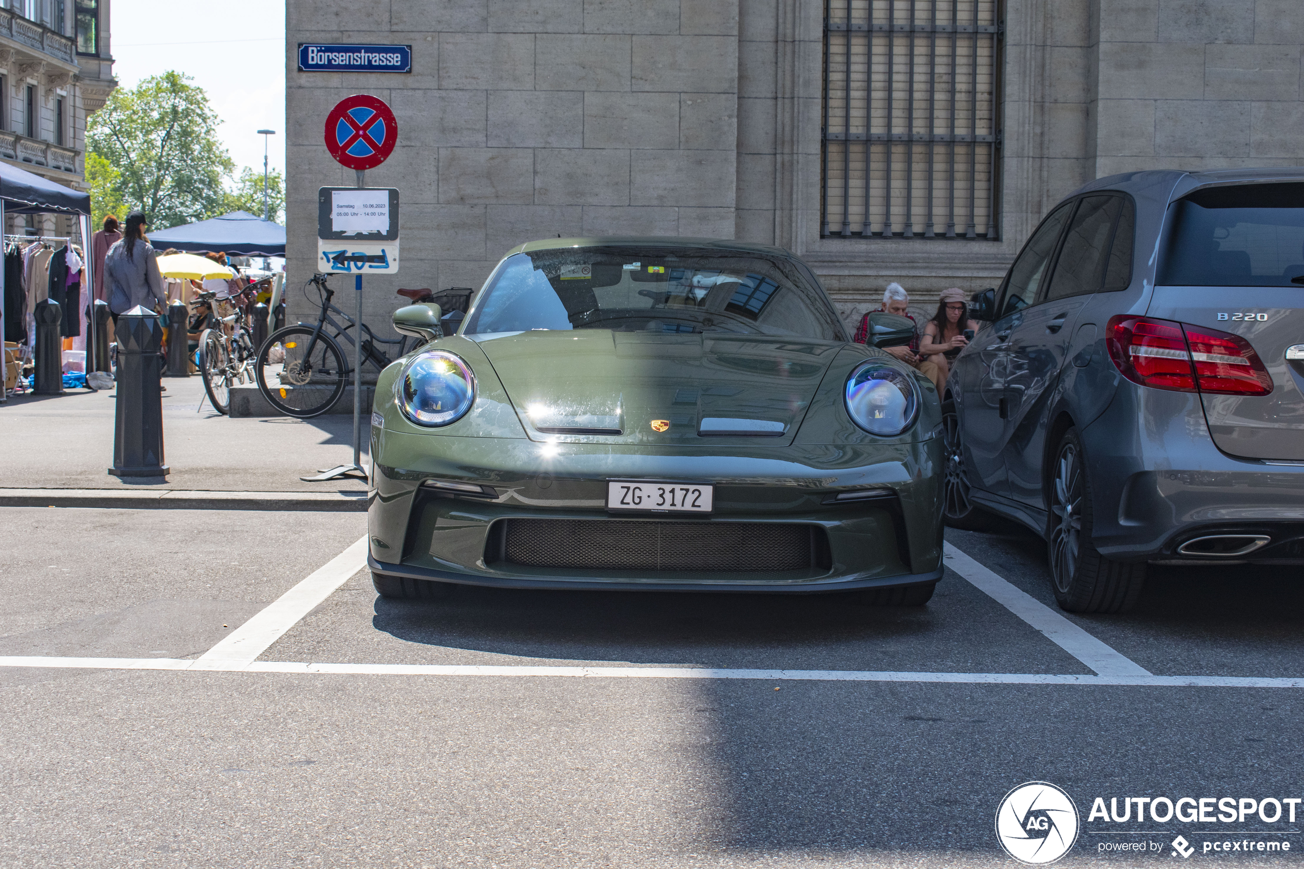 Porsche 992 GT3 Touring