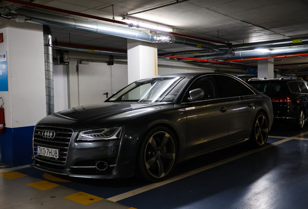 Audi S8 D4 Plus 2016