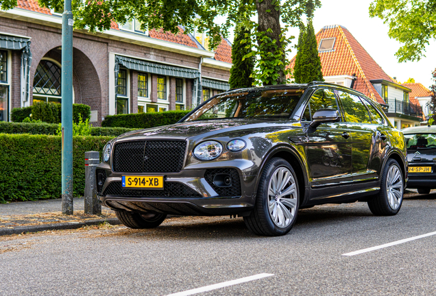 Bentley Bentayga Hybrid Azure