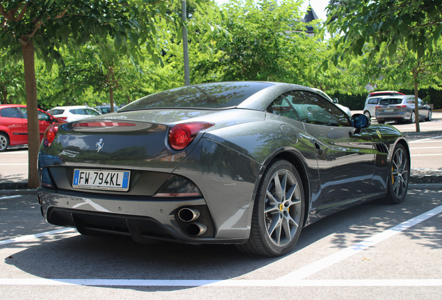 Ferrari California