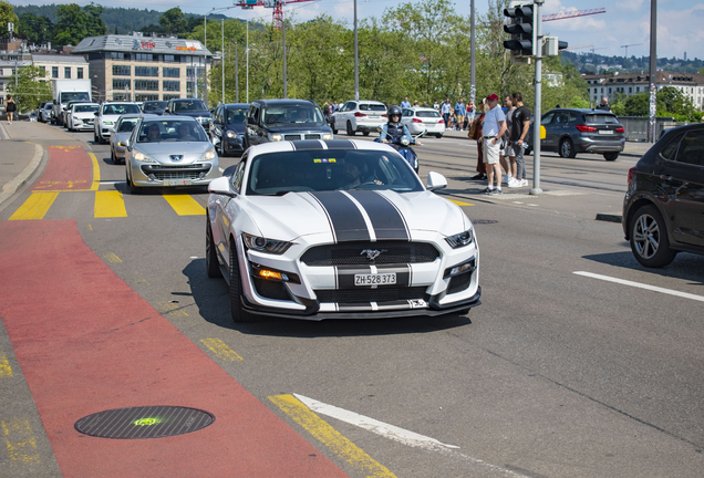 Ford Mustang GT 2015