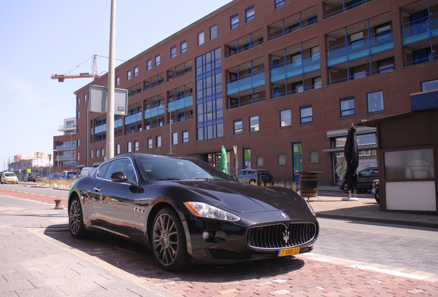 Maserati GranTurismo S Automatic