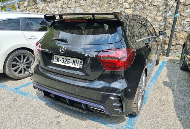 Mercedes-AMG A 45 W176 2015