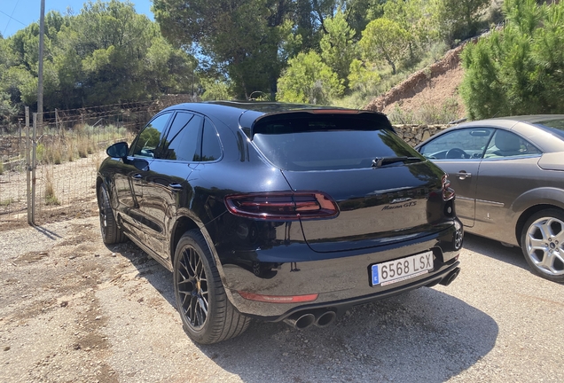 Porsche 95B Macan GTS