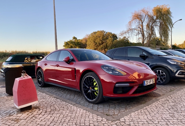 Porsche 971 Panamera Turbo S E-Hybrid