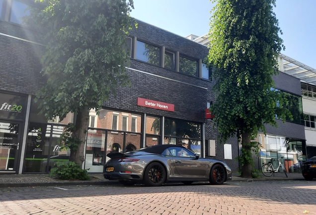 Porsche 991 Carrera 4 GTS Cabriolet MkII