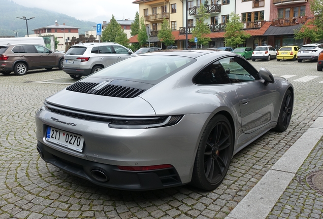 Porsche 992 Carrera GTS