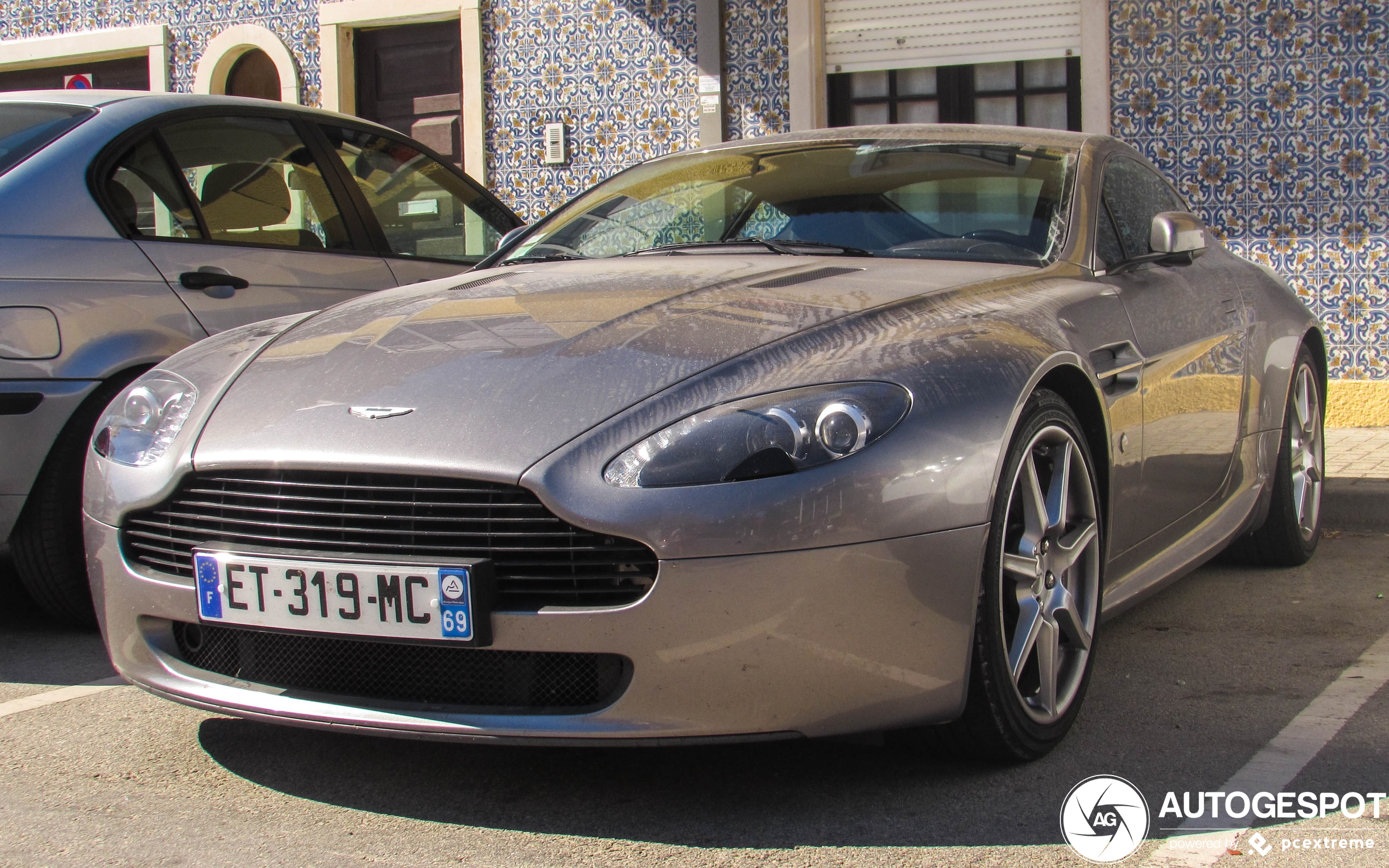 Aston Martin V8 Vantage