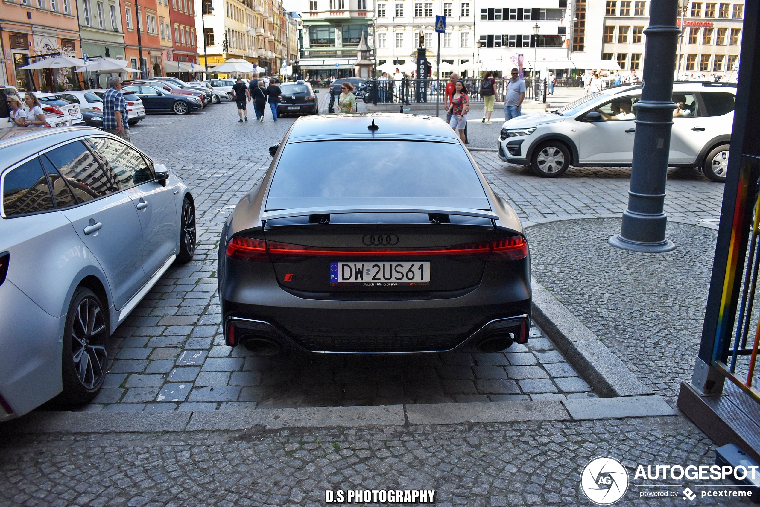 Hier is de eerste Audi RS7 Performance