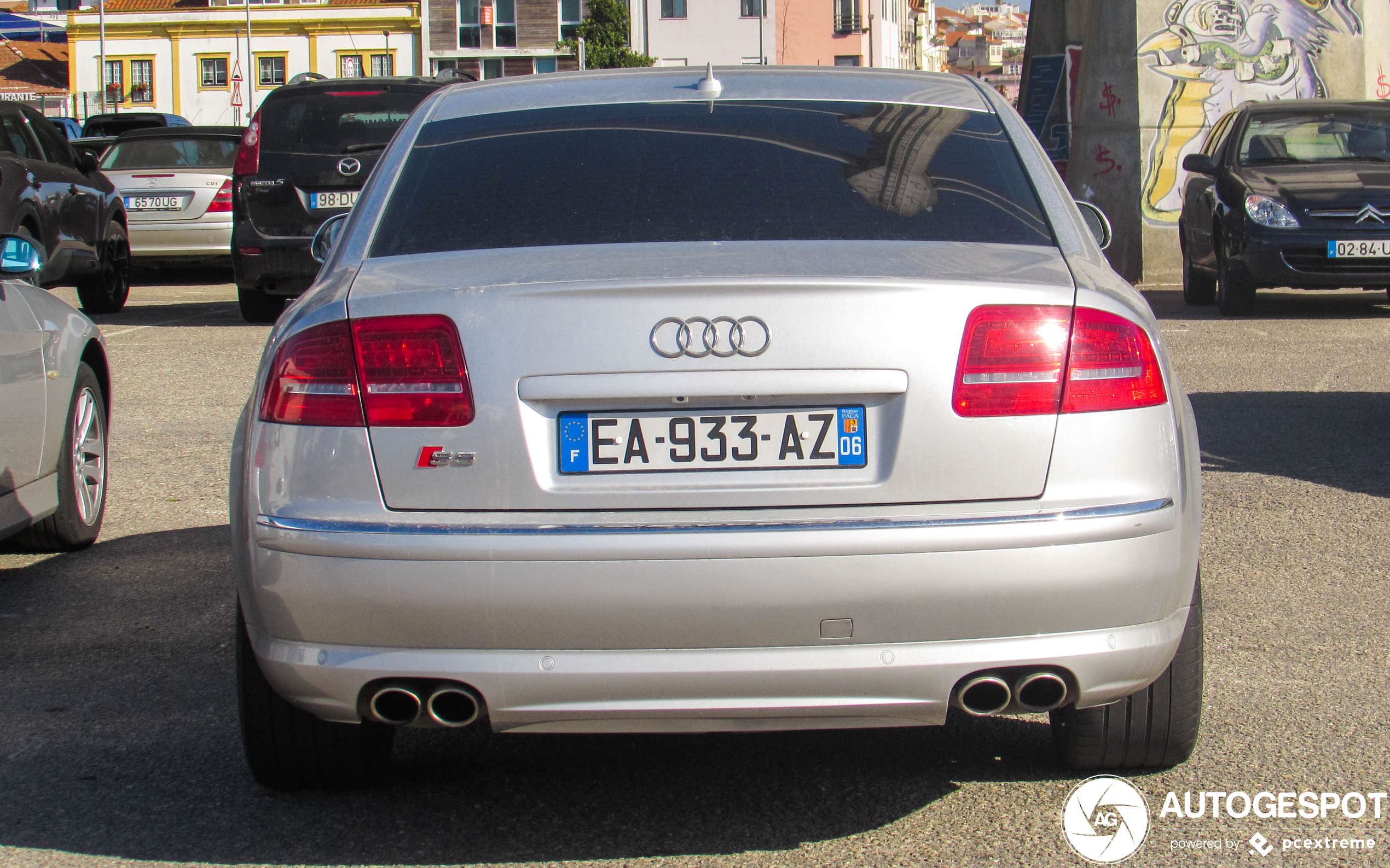 Audi S8 D3