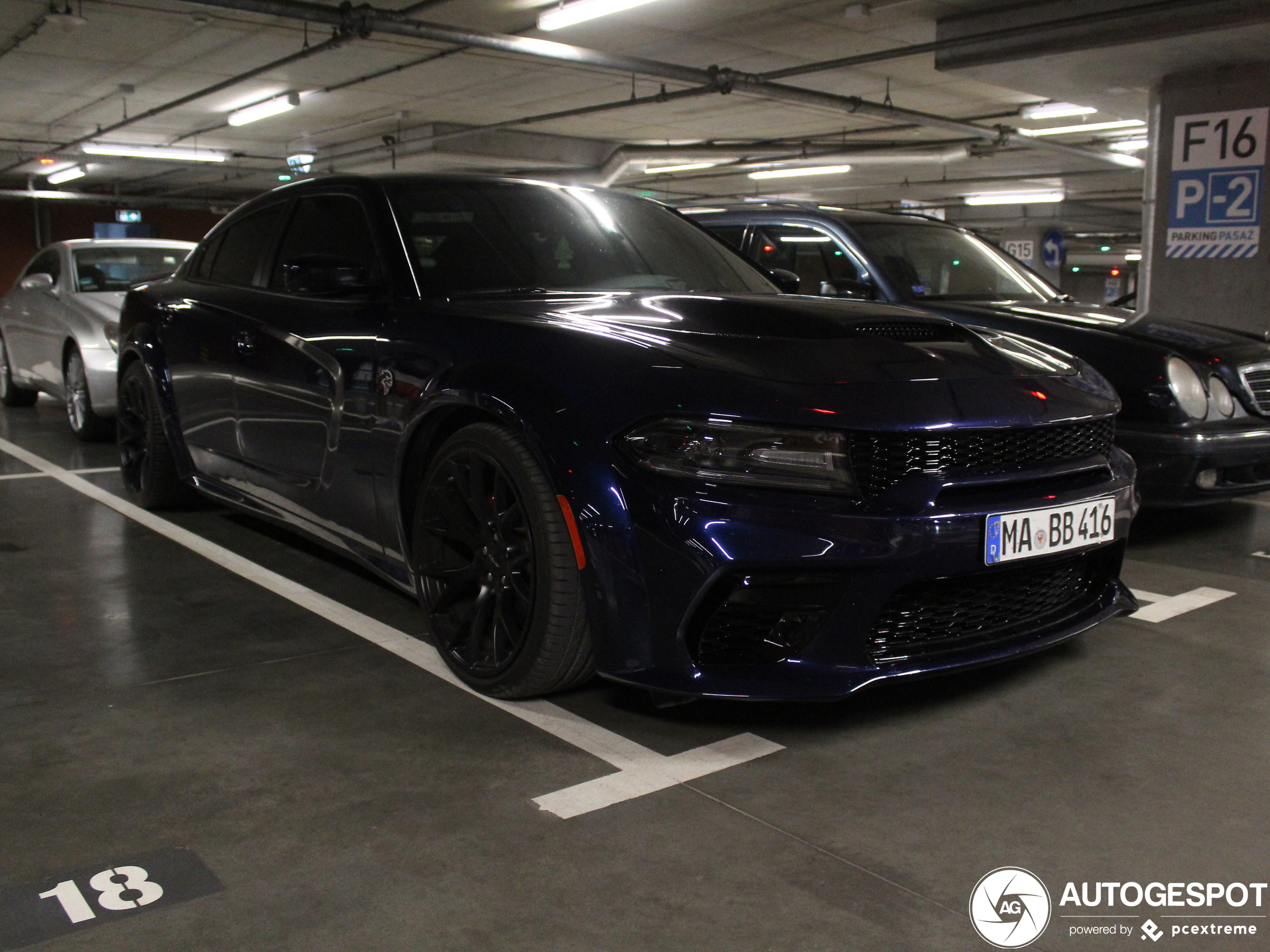 Dodge Charger SRT Hellcat Widebody