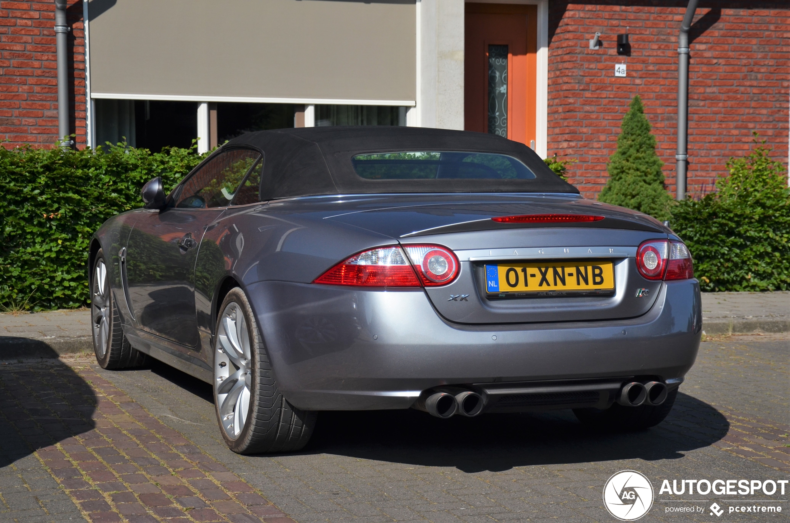 Jaguar XKR Convertible 2006