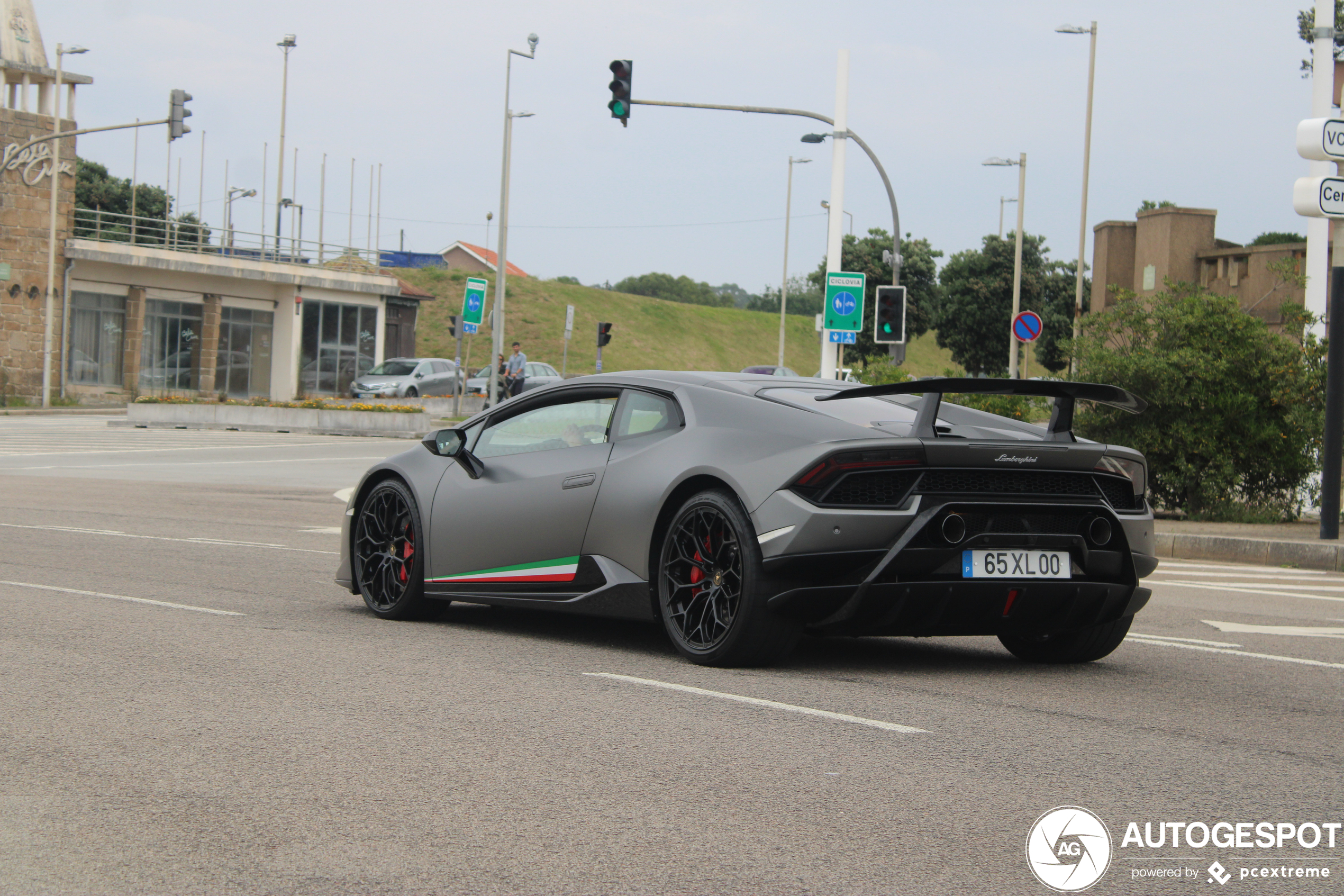 Lamborghini Huracán LP640-4 Performante