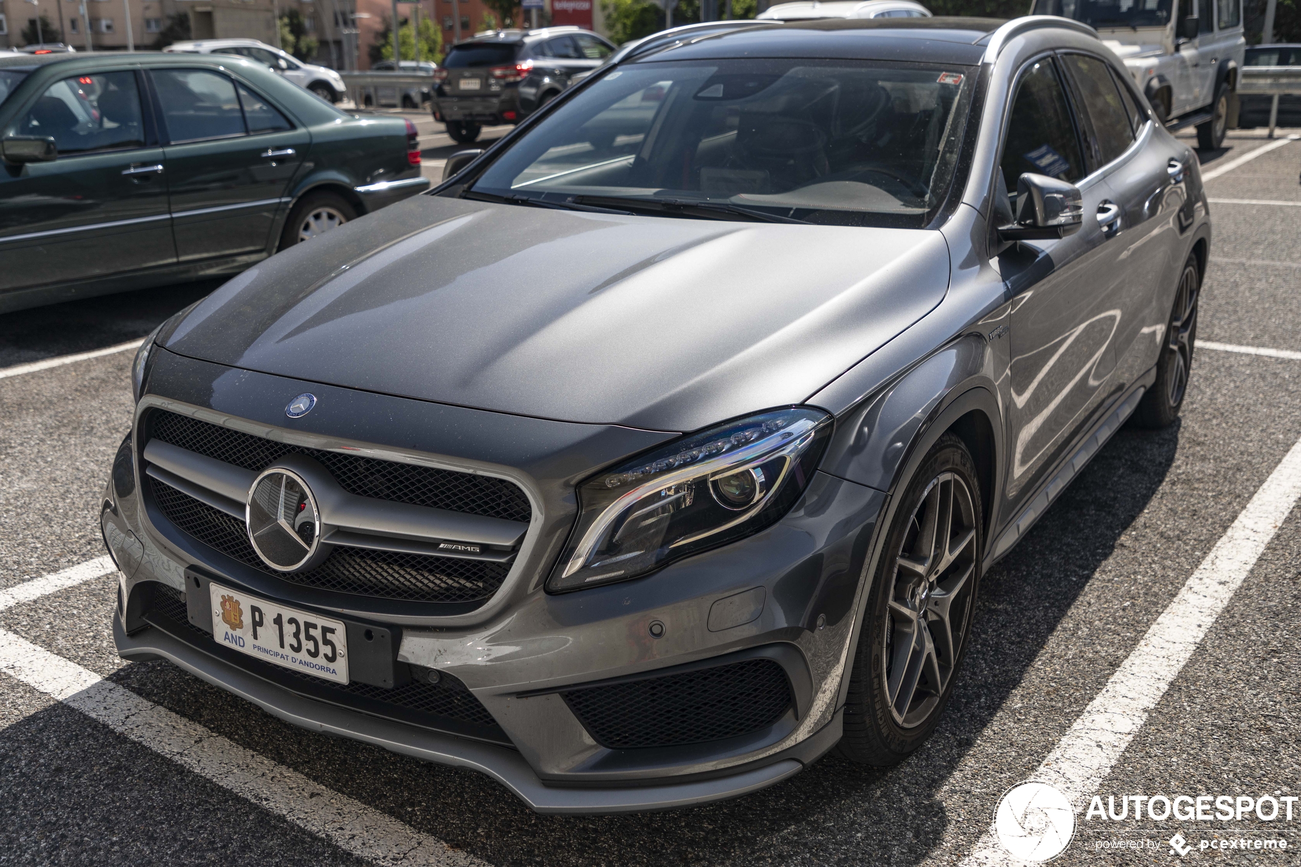 Mercedes-Benz GLA 45 AMG X156